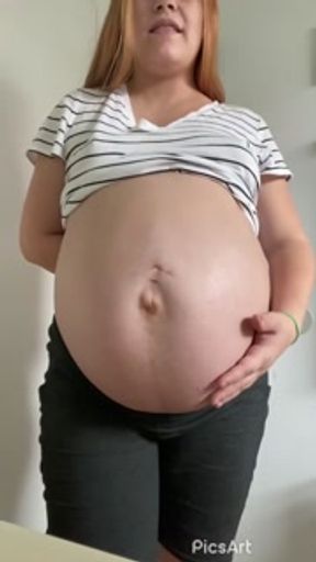 9 months pregnant sfw tease
