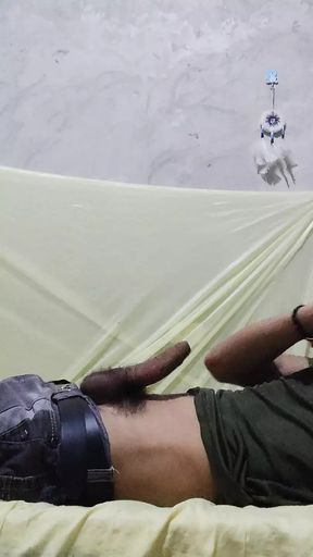 MY BIG COCK WANTS TO FUCK A TIGHT VAGINA