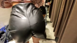 Choosing NY`s clothes ends with big cumshot on tits