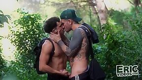 Looking For A Place To Fuck Alex Ink, Dragon Rojo