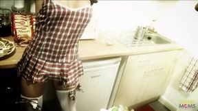 Blonde housewife Cindy Behr gets covered in cream and cum