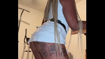 Horny stepsister twerk for str8rich