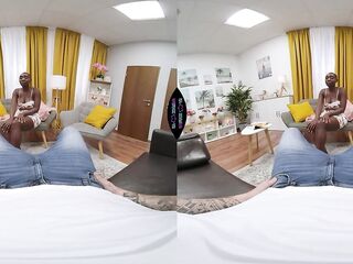 Black Afro Tenant Zaawaadi Suggests Her Ebony Snatch To Pay Rent - Interracial Vr Hot Hotty Vr 360 Porn