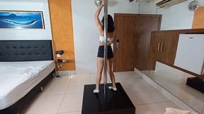 PAWG GODDESS FARTING ON CUTE GIRL By ATENA, THAY FLORES AND BARBARA CAM By ALINE FULL HD