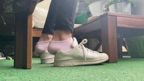 STEPPING ON THE BACK OF OLD SNEAKERS - MOV HD