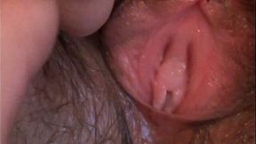 волосатая  ВЕРОЧКА--- раздвинула  ножки  и проглатила  сперму--