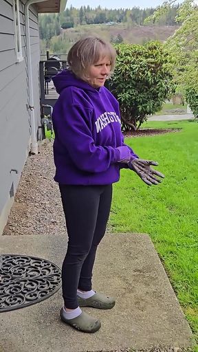 Hard Working Sexy GILF