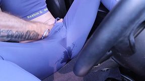 He makes her cum through her panties
