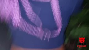 preta fogosa punhetando na moto e dando buceta no mato da favela pra joaoosafado