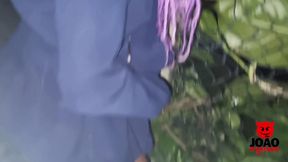 preta fogosa punhetando na moto e dando buceta no mato da favela pra joaoosafado