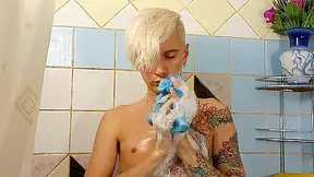 Foam Runs Down Sweet Nickys Dick