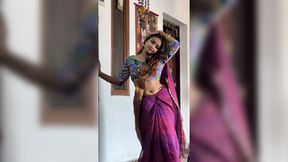 Blonde bombshell Bhabhi gets naughty&#x1F608; with her tailor, screaming 'oh aala' in Hindi