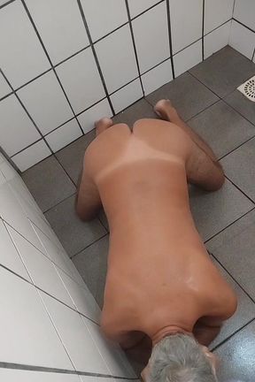 Ladysilva come fuck my hot ass