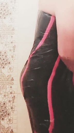 Hot sonu nude in bathroom   Clip 2