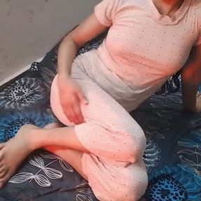 Teen age girl with romantic song and hardcor sex