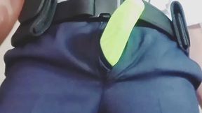 Policia Uniform 3 Bulge y CUM Video Vertical CopFetish Uniforme