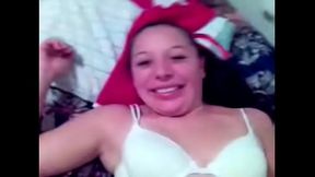 Pareja teniendo sexo y ella no se quiere que se la graben.