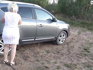 Hawt mother I'd like to fuck on the road seduces with her butt