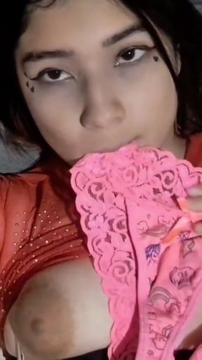 Memorable moment from &quot;Colombian woman makes video call with a fan from Mexico&quot;