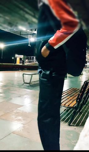 Young Desi Suck