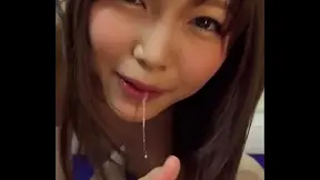 Veteran Actress Shows Comfortable Raw Intercrural Sex in Vibrant Vertical Video