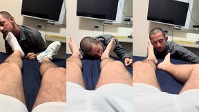 slim twink foot slave: kissing, caressing & worshipping master’s feet