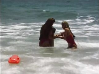 Hot golden-haired gal hardly screwed outdoor on a boat