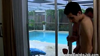 Naked men Brett Anderson is one fortunate daddy, he&#039_s met up with