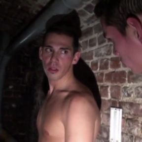 Threesome sex in discret basement