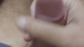 Ladysilva, who delights the head of my cock, come suck it really well