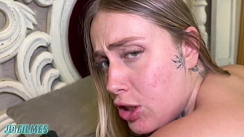 ALINE AGUIAR TENTANDO DAR O C&Uacute_ZINHO QUE DELICIA
