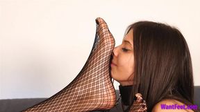 Sniff My Fishnet Feet - 4K MP4