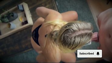 rubia ninfomana chupando verga haciendo garganta profunda