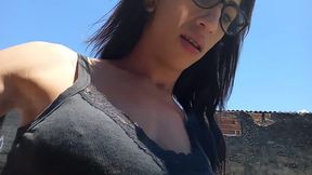 sai pra passear de manha no parque e o tesao me fez gozar na linha do trem