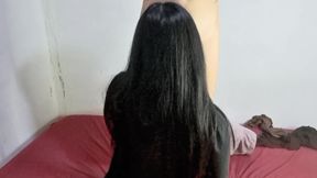 A beautiful wife asks for hair, very. I her and in
