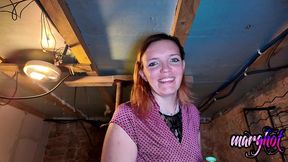 je visite la cave d un papy et je me retrouve avec une bouteille dans le cul je ...