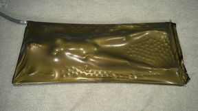 Gold vacuum bed with balls and vibro