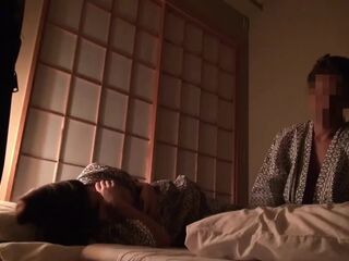 A mix-up with the room order, ends up sharing the same room with my busy colleague. - Night Crawling! two-two