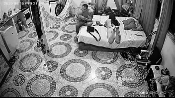 A C&acirc_mera Me Flagrou, O Que Ser&aacute_ Que A Sagaz Aprontou Dessa Vez?