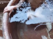温泉旅行デート♡丸見え露天風呂で巨乳彼女がM男彼氏に焦らし寸止め手コキしたら我慢できずに暴発口内射精！お仕置きで亀頭責めして大量潮吹き 日本人 素人 カップル 混浴 お風呂 変態 痴女 無修正 主観