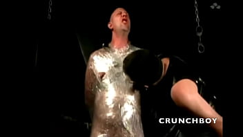 Complete amator french porn video homemade with french twink wit big cock fucked anal by their straight frienc curious exihb or public cruising or in discret basement, aran of black gu