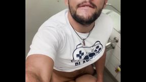 Chupar um rabo cheiroso e apertado &eacute_ muito gostoso, foder as escondidas tamb&eacute_m.