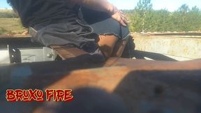 levei ela pra conhecer a ponte que o trem passava!!! a safada bombomd4 comecou chupar... os guardas chegou!!!  sem cortes