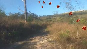 levei ela pra conhecer a ponte que o trem passava!!! a safada bombomd4 comecou chupar... os guardas chegou!!!  sem cortes