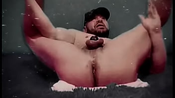 Heterosexual hace porno gay a cambio de dinero para pagar sus deudas