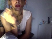 Smoking without wig in bed