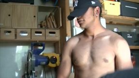Straight bulgar for gift sucked by gay