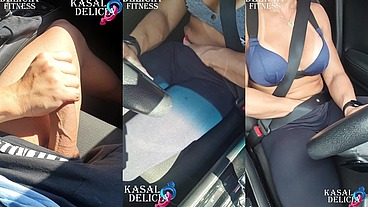 Loira casada se exibindo e se masturbando dirigindo