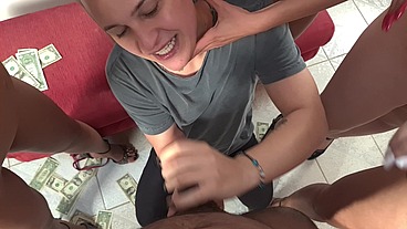 4 gostosas faz striper na tentativa de seduzir a gay que acabou mamando negao dotado