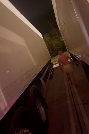 Horny trucker towel slip at truckstop